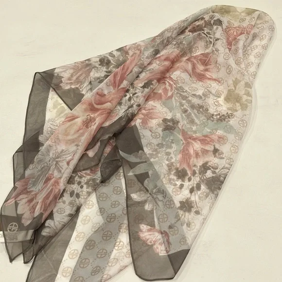 Giani Bernini | Pink & Gray Floral Scarf - Picture 8 of 11